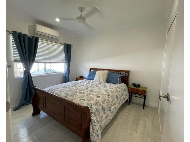 24 Pandanus Drive, Cannonvale QLD 4802