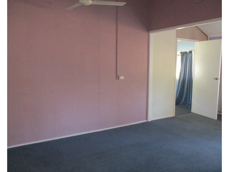 6 Carpet Street, Collinsville QLD 4804