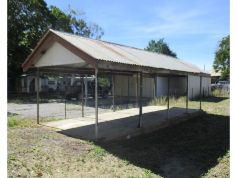 6 Carpet Street, Collinsville QLD 4804