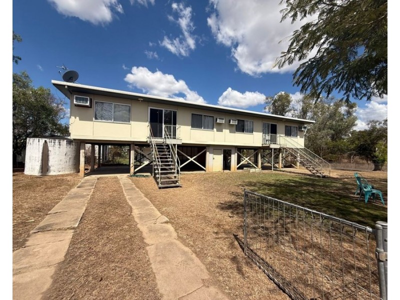 14 Henderson Street, Collinsville QLD 4804