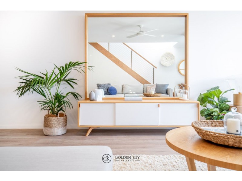 1 East Lane, Robina QLD 4226