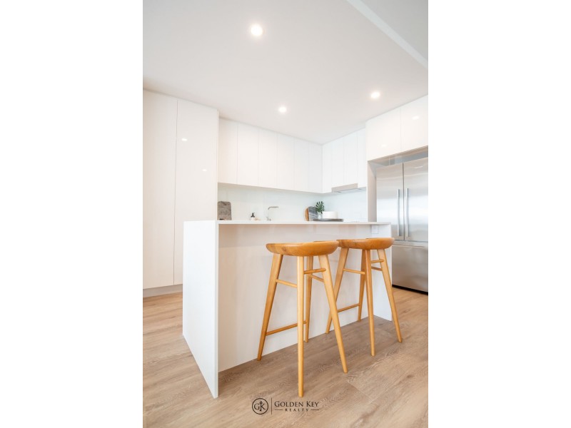 1 East Lane, Robina QLD 4226