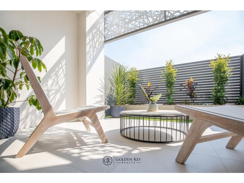 1 East Lane, Robina QLD 4226