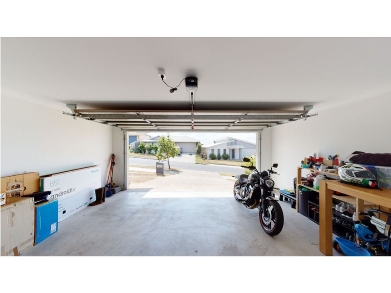 10 Rosella Street, Redbank Plains QLD 4301