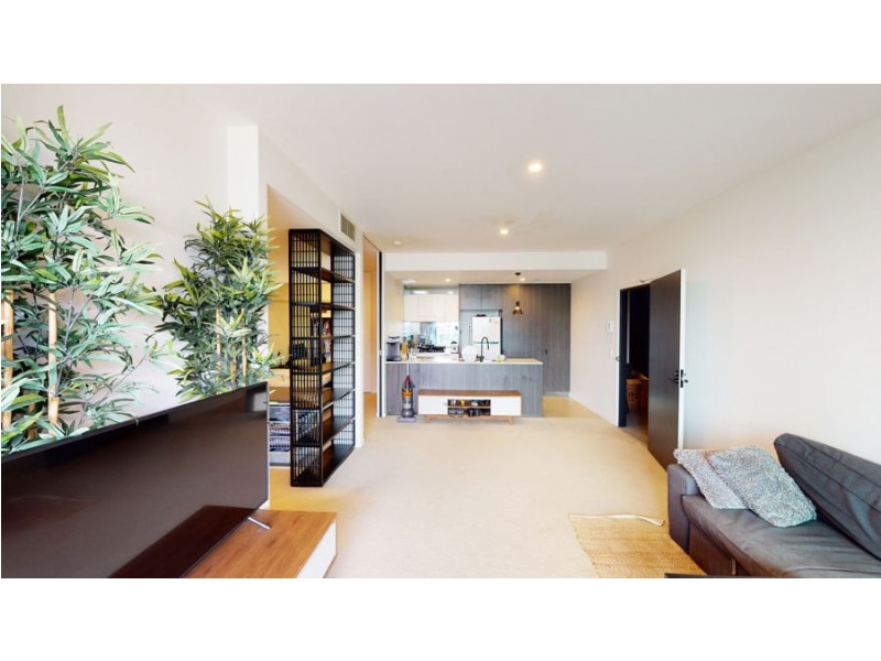 612/4 Edmondstone Street, South Brisbane QLD 4101