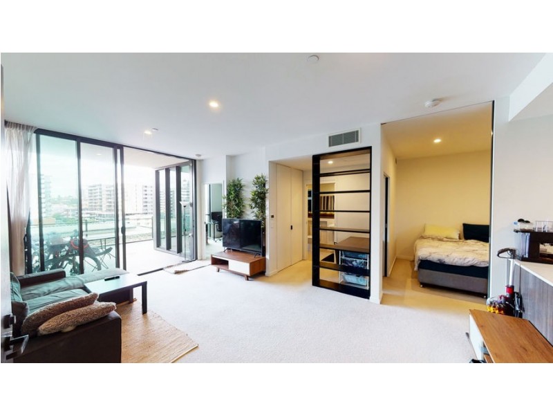 612/4 Edmondstone Street, South Brisbane QLD 4101
