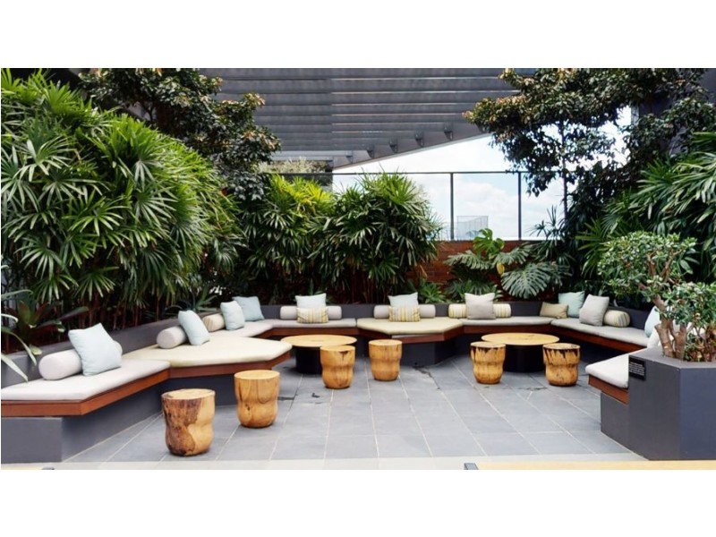 612/4 Edmondstone Street, South Brisbane QLD 4101