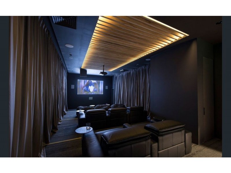 612/4 Edmondstone Street, South Brisbane QLD 4101