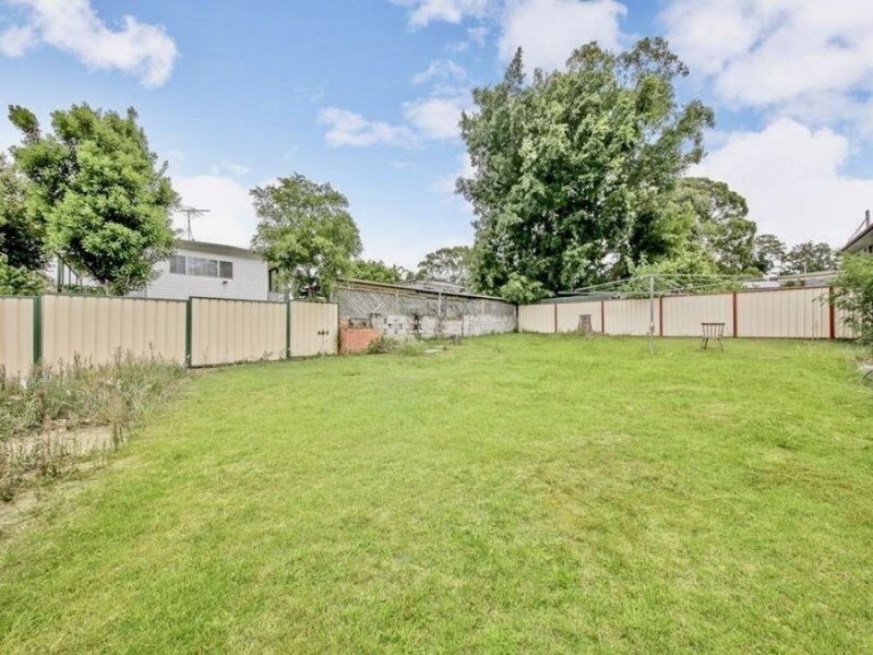 14 Ashton Street, Kingston QLD 4114