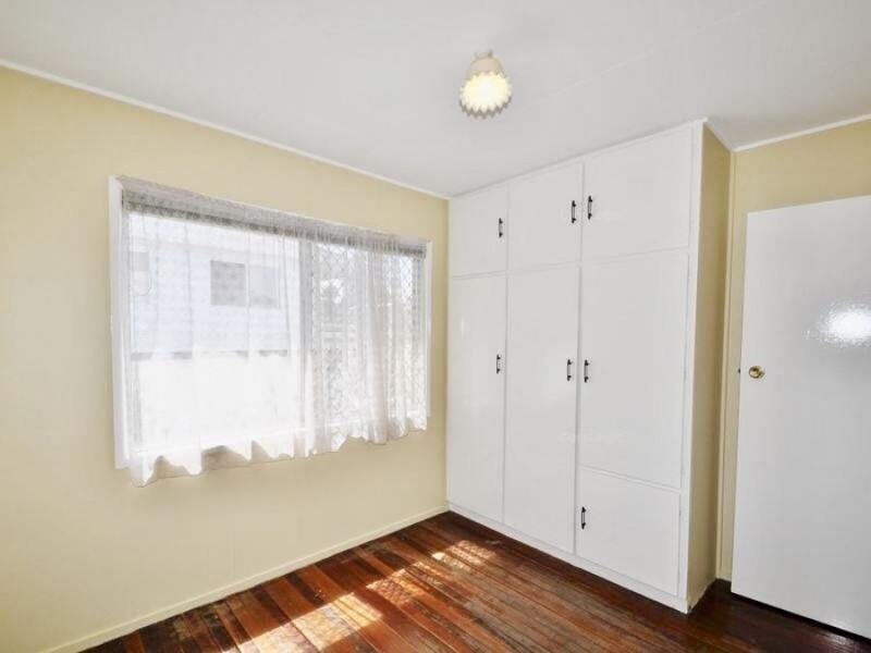 14 Ashton Street, Kingston QLD 4114