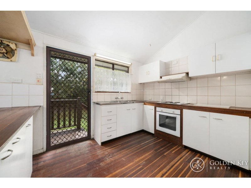 16 Oscar Street, Kingston QLD 4114