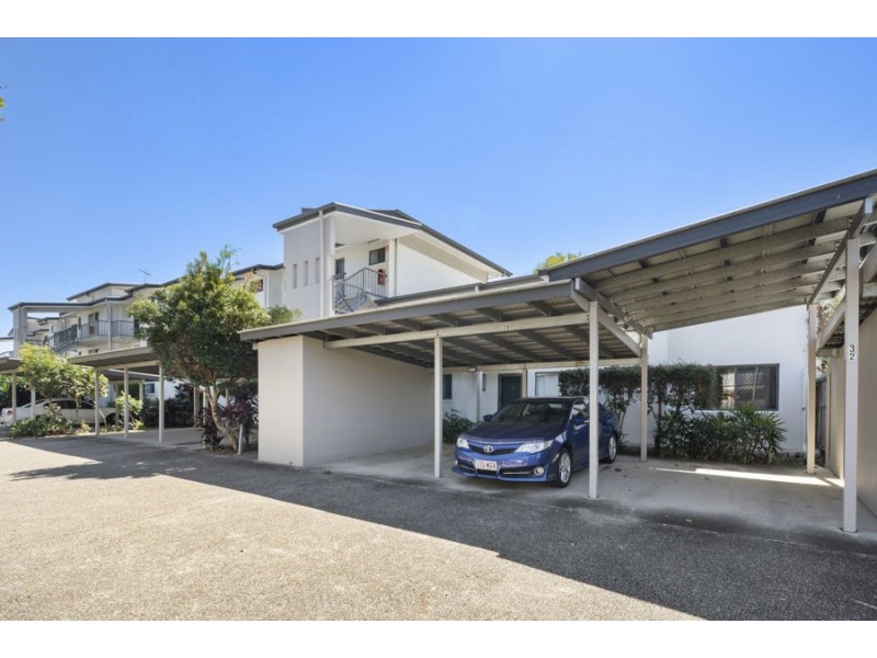 22 66 University Drive, Meadowbrook QLD 4131