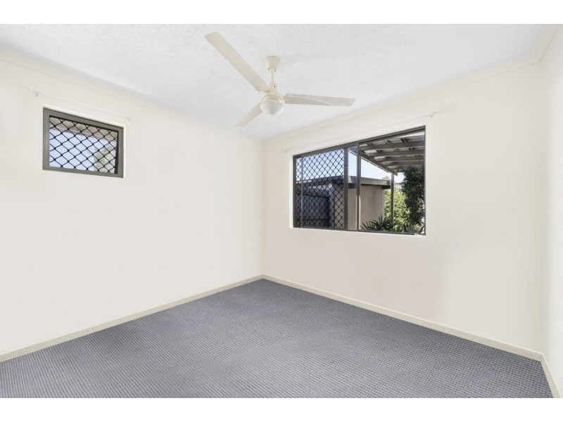 22 66 University Drive, Meadowbrook QLD 4131
