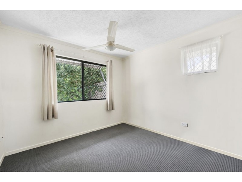 22 66 University Drive, Meadowbrook QLD 4131