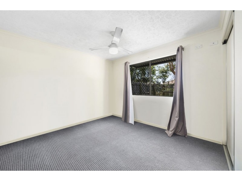 22 66 University Drive, Meadowbrook QLD 4131