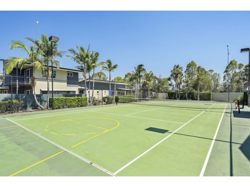 22 66 University Drive, Meadowbrook QLD 4131