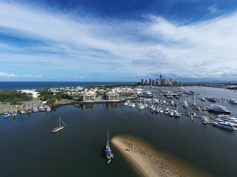 38/94 Seaworld Drive, Main Beach QLD 4217