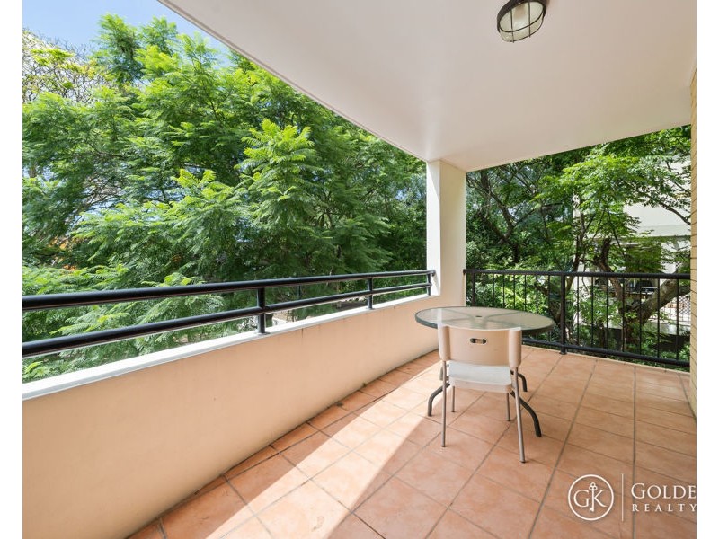 4/177 Macquarie Street, St Lucia QLD 4067