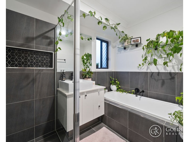 12 Ariel Avenue, Kingston QLD 4114