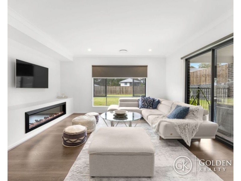 4 Bae Street, Logan Reserve QLD 4133