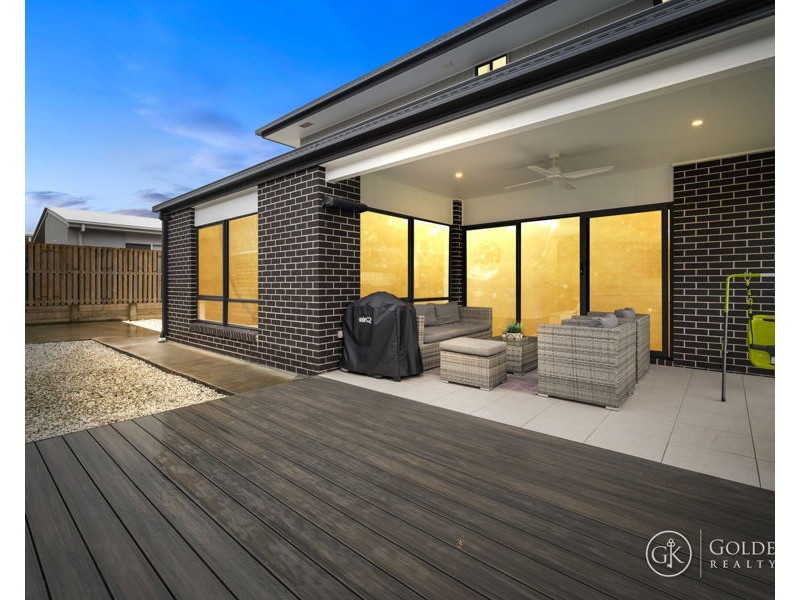 4 Bae Street, Logan Reserve QLD 4133