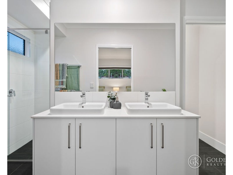 29 Mapleton Street, Mount Gravatt East QLD 4122