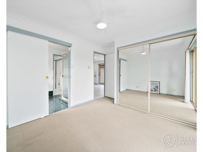 13 Ku-Ring-Gai Close, Loganholme QLD 4129