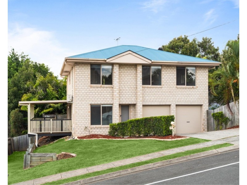 77 Bennetts Road, Everton Hills QLD 4053