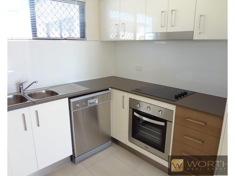 10/84 Brookfield Road, Kedron QLD 4031