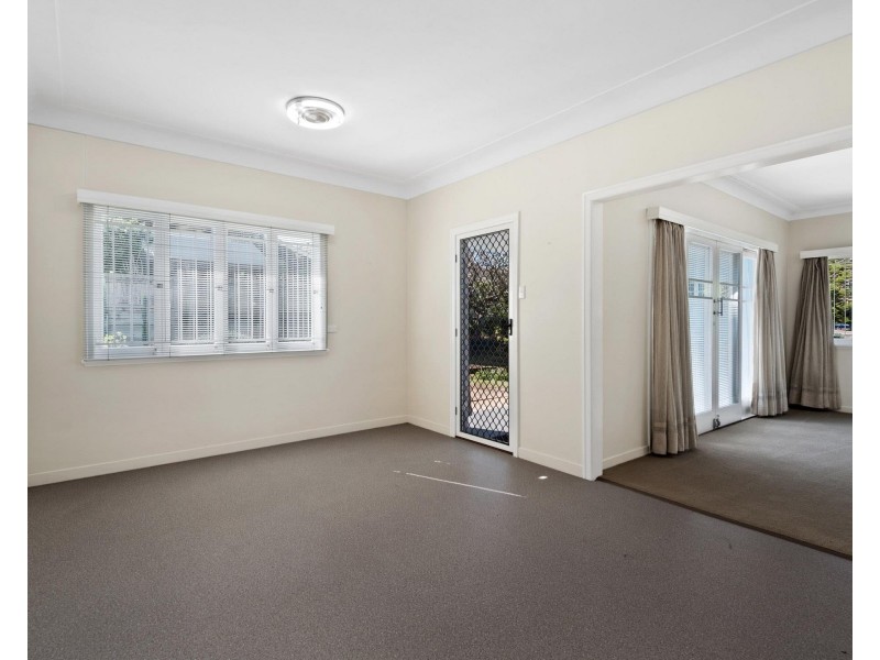 15 Northgate Road, Nundah QLD 4012