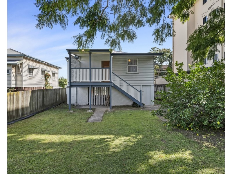 124 Bage Street, Nundah QLD 4012