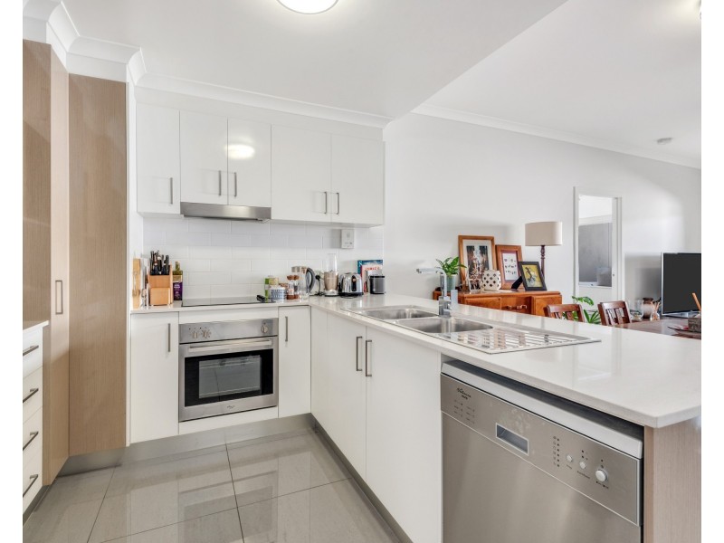 10/12 Noble Street, Clayfield QLD 4011