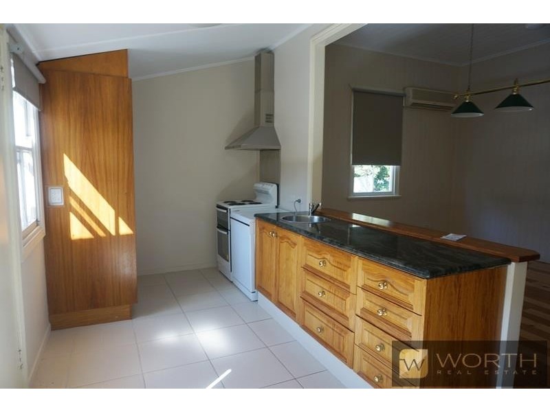 254 Wynnum Road, Norman Park QLD 4170