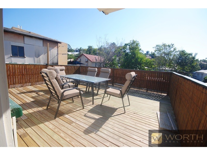 254 Wynnum Road, Norman Park QLD 4170