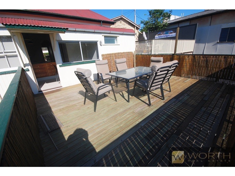 254 Wynnum Road, Norman Park QLD 4170