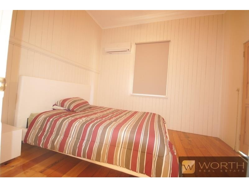 254 Wynnum Road, Norman Park QLD 4170