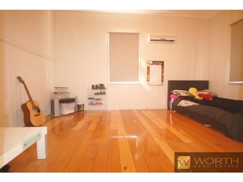 254 Wynnum Road, Norman Park QLD 4170