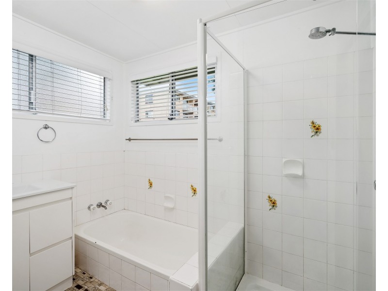 12 Blackmore Street, Windsor QLD 4030