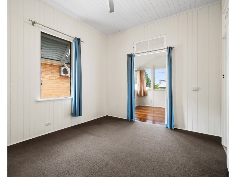 12 Blackmore Street, Windsor QLD 4030