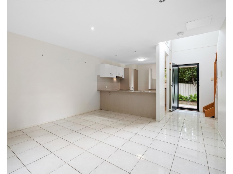 2/24 Lorne Street, Alderley QLD 4051