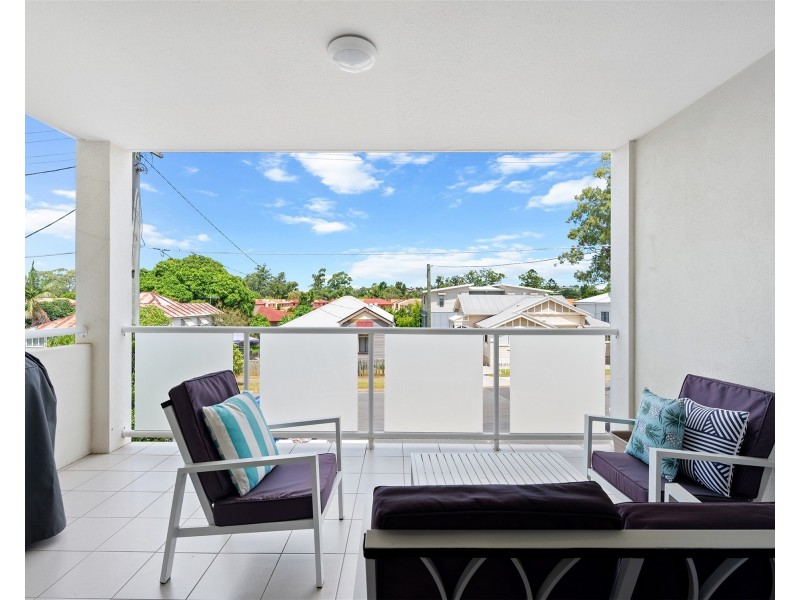 2/51 Collins Street, Nundah QLD 4012