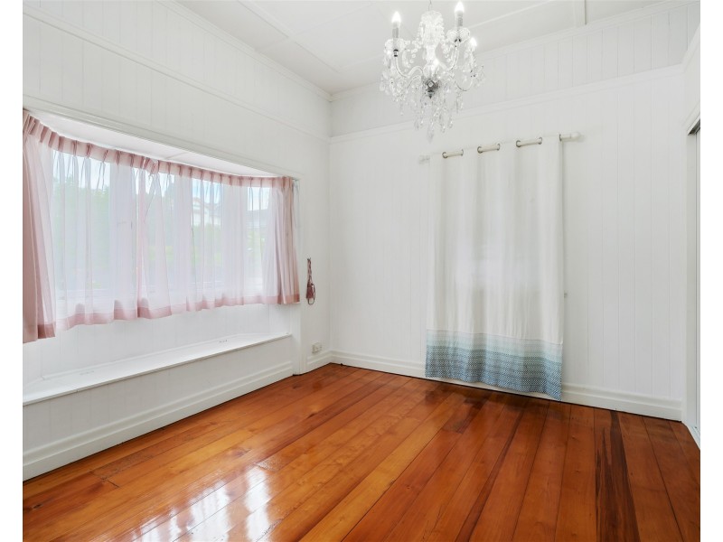 11 Campbell Terrace, Wavell Heights QLD 4012