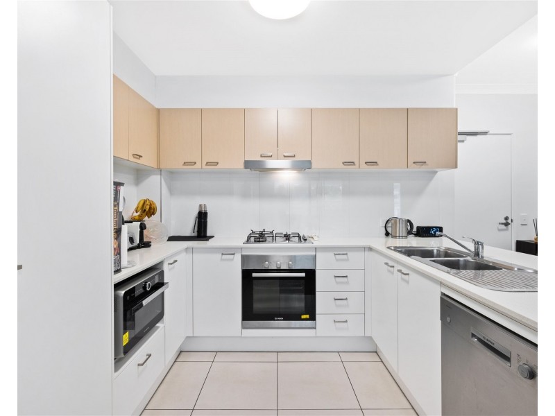 206/33 Nundah Street, Nundah QLD 4012