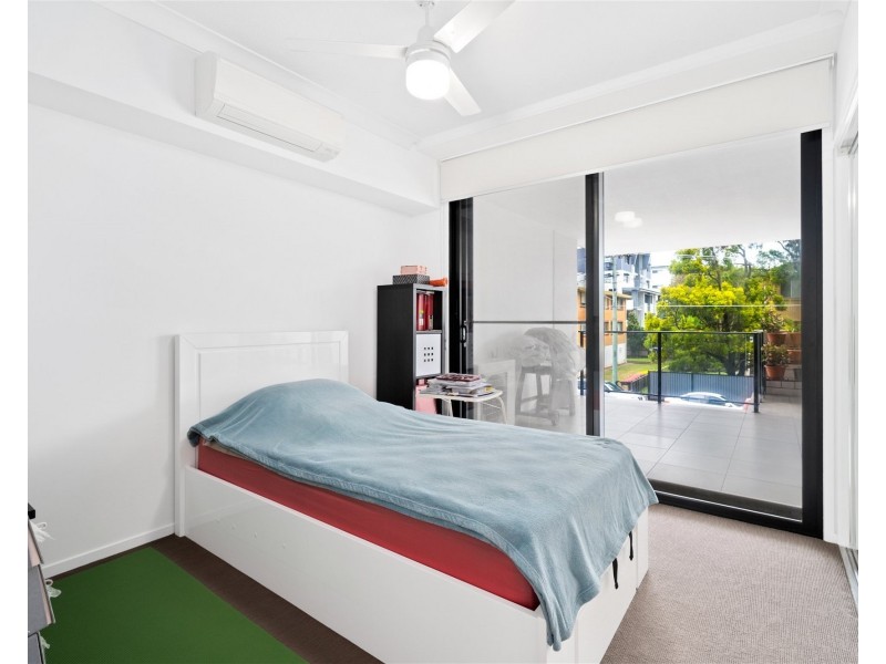 206/33 Nundah Street, Nundah QLD 4012