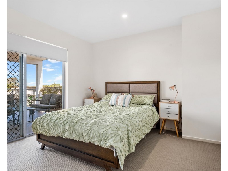 8/36 Hall Street, Northgate QLD 4013