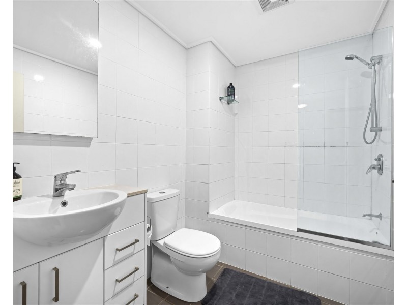 102/15 Parkland Street, Nundah QLD 4012