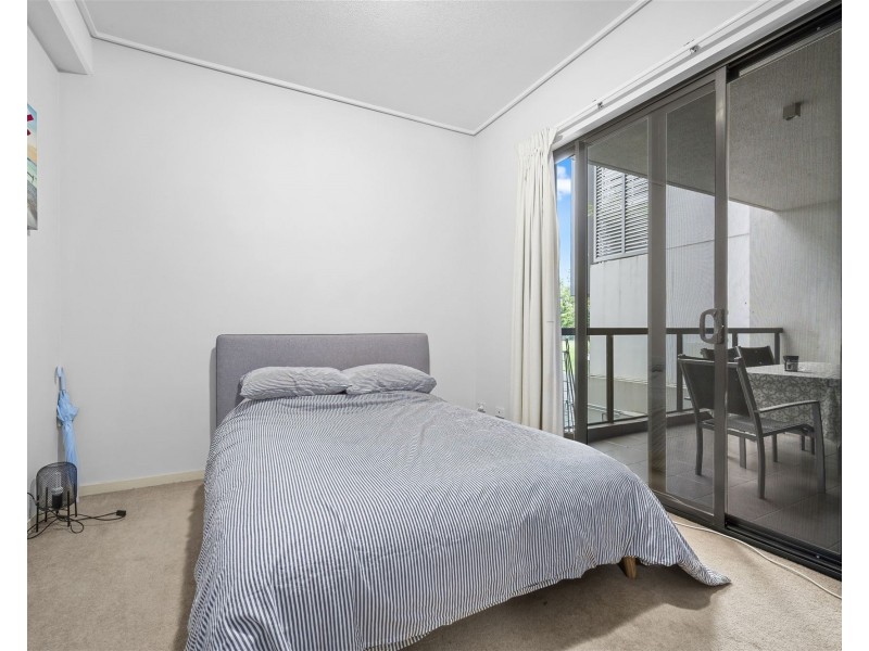 102/15 Parkland Street, Nundah QLD 4012