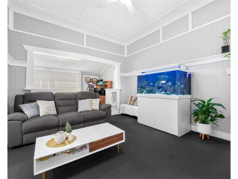 15 Forrest Street, Nudgee QLD 4014