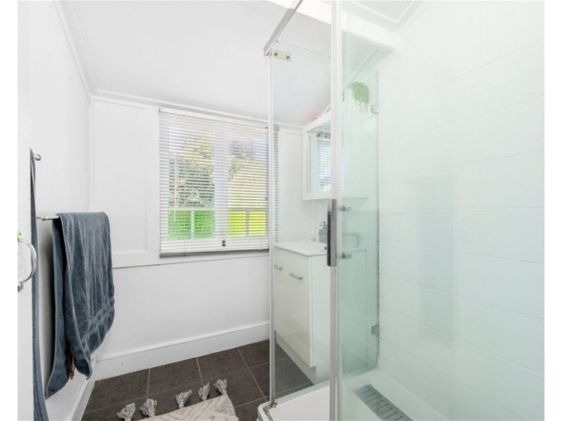 15 Forrest Street, Nudgee QLD 4014