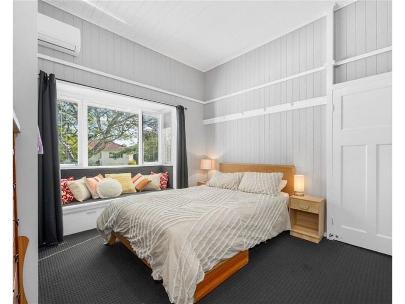 15 Forrest Street, Nudgee QLD 4014